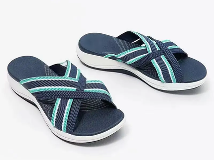 Lässige atmungsaktive Sandalen