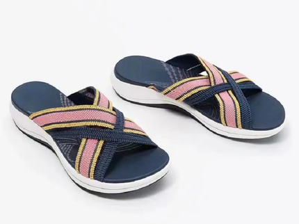 Lässige atmungsaktive Sandalen