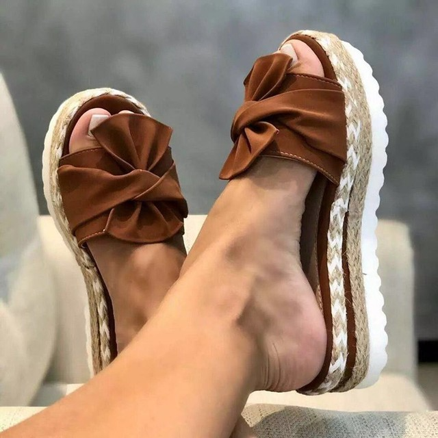 Orthopädische Sandalen für Damen