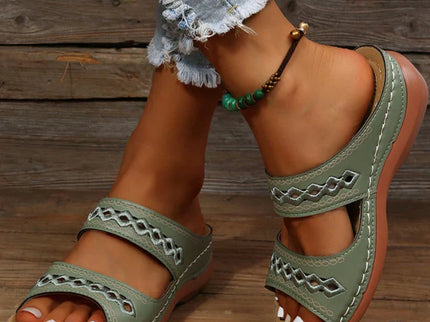 Leichte bequeme Sommerschuhe für sonniges Wetter