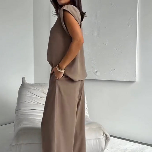 Schickes zweiteiliges Set aus T-Shirt und weiten Hosen