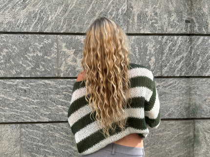 Gemütlicher leichter Strickpullover für lässigen Komfort