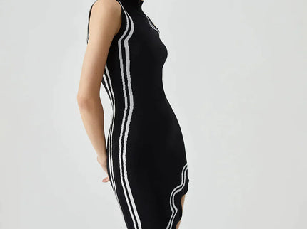 Asymmetrisches Strickkleid