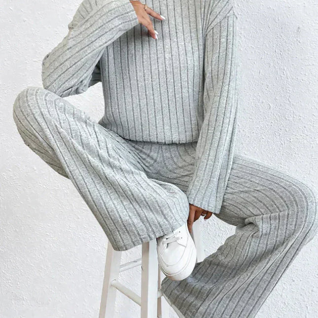 Strickhose und Rollkragenpullover für Frauen