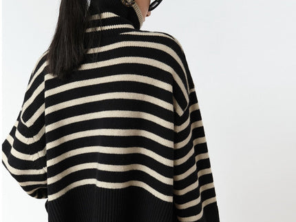 Gestreifter Pullover