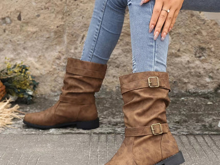 Schicke Leder-Stiefel mit Schnallendetail
