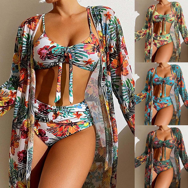 Dreiteiliges Bikini Set