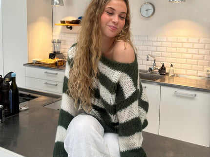 Gemütlicher leichter Strickpullover für lässigen Komfort