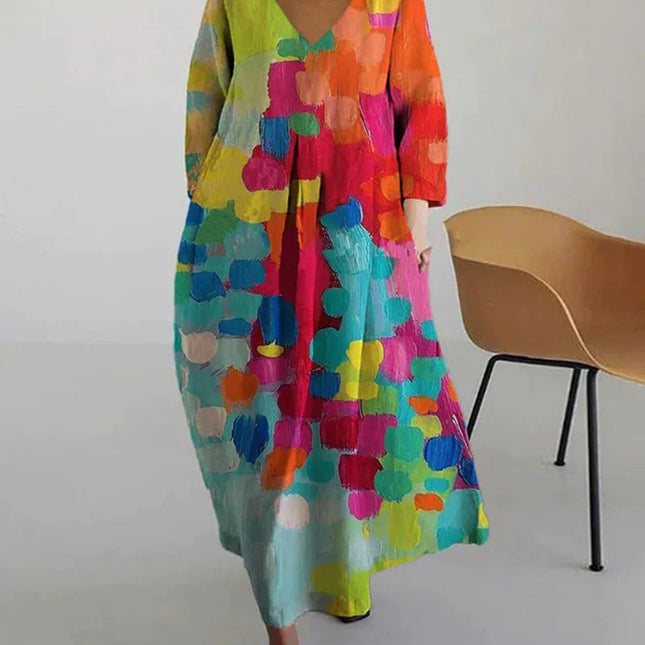 Bunt bedrucktes Kleid mit V-Ausschnitt